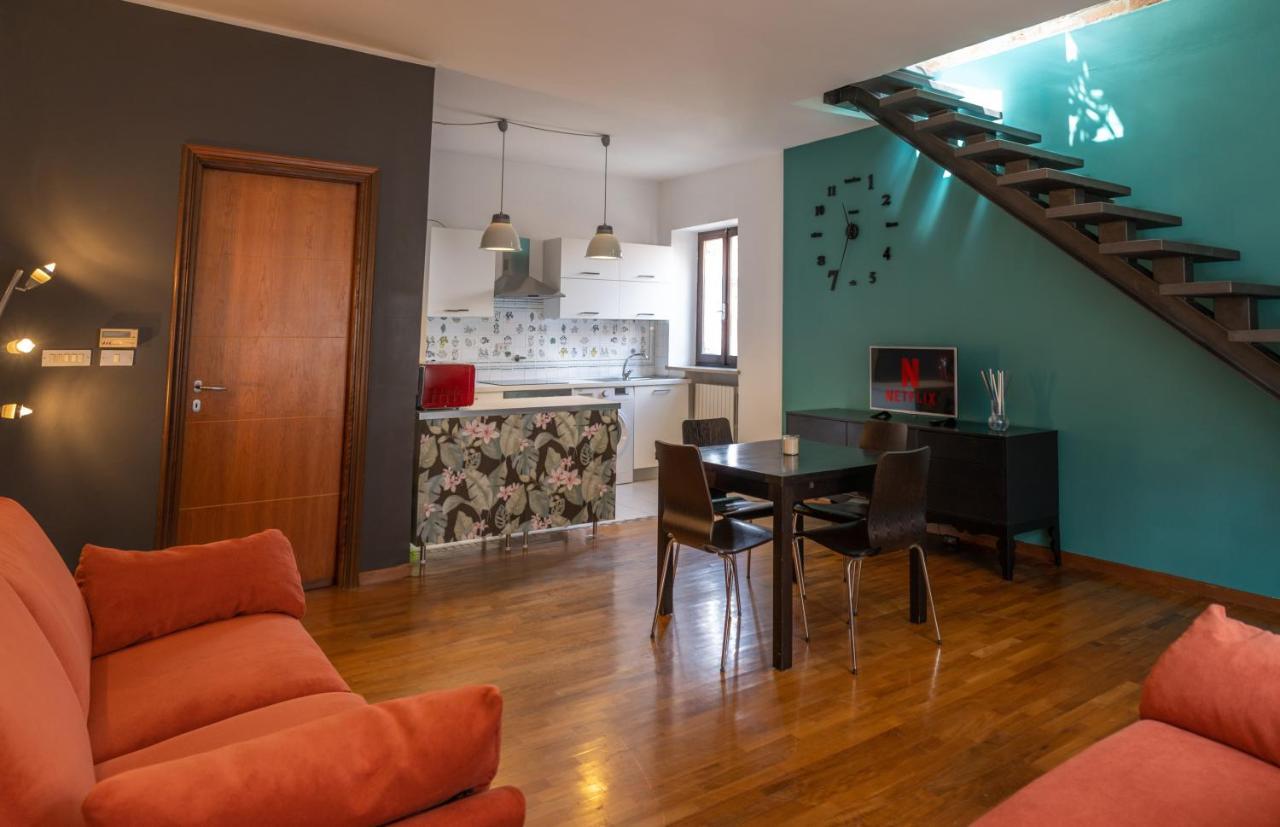 Centro Storico-Dimora Con Terrazza- Wi-Fi E Ac Apartment Asti Luaran gambar