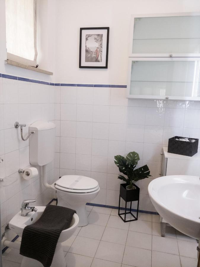 Centro Storico-Dimora Con Terrazza- Wi-Fi E Ac Apartment Asti Luaran gambar