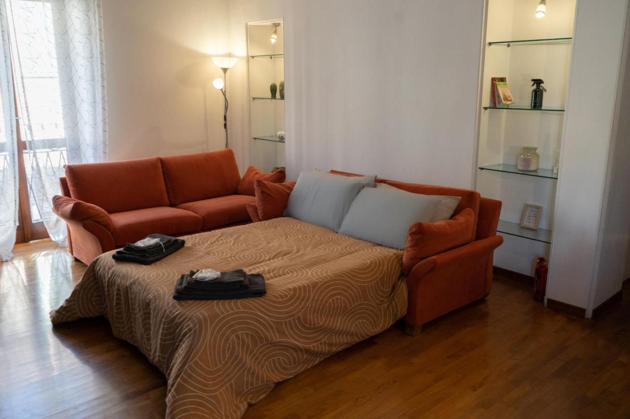 Centro Storico-Dimora Con Terrazza- Wi-Fi E Ac Apartment Asti Luaran gambar